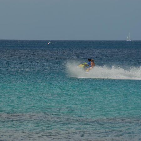 Sandy Bliss Condominiums Saint James Bagian luar foto