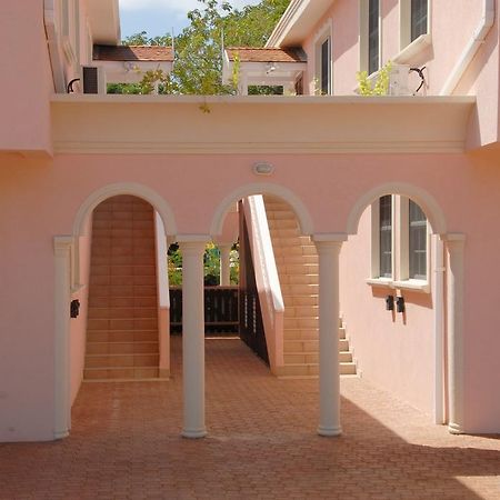 Sandy Bliss Condominiums Saint James Bagian luar foto