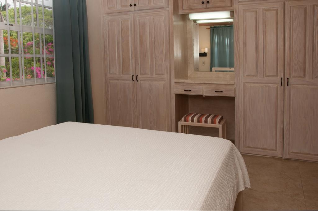 Sandy Bliss Condominiums Saint James Ruang foto
